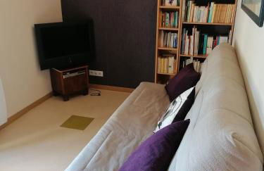 Maison renovee en pierres séjour spacieux avec jardin et terrasse aménagée près Omaha beach & Bayeux à 5mn de la mer tous commerces - Foto 18