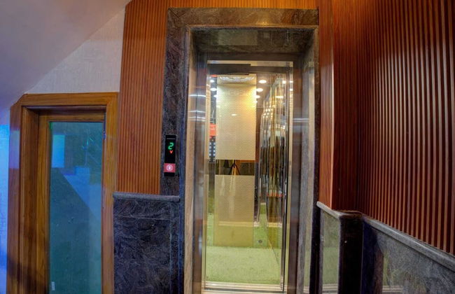 Platinum Service Apartment DLF Phase 3 - Foto 14