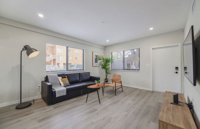 Amazing Experience in Calle Ocho - Photo 35