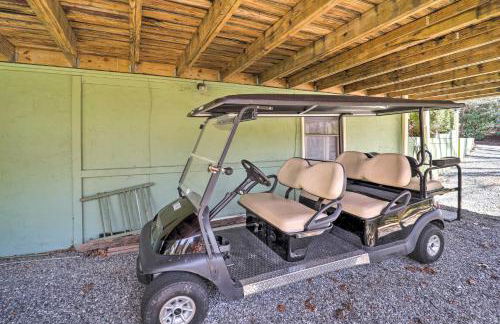 Pool and Lake Access Mtn-View Cottage in Newland - Foto 30