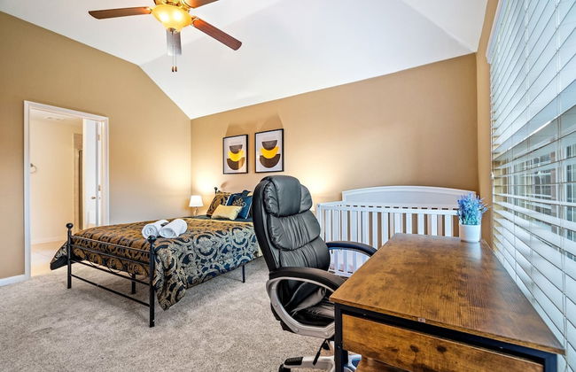 Spacious One-level Home - Calm Neighborhood Yard - Foto 3