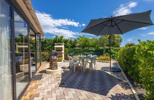 Petit pavillon pour 8 personnes dans une résidence avec piscine - Foto 2