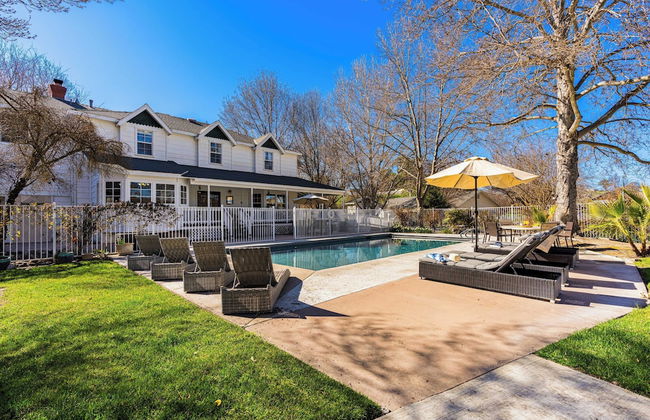 Victorian Manor In Paso Robles Wine Country + Pool, Hot Tub, Firepit, Tennis Court Sleeps 28 - Photo 22