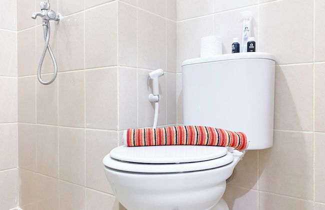 Comfy Stay 2BR at Podomoro Golf View Apartment - Foto 16