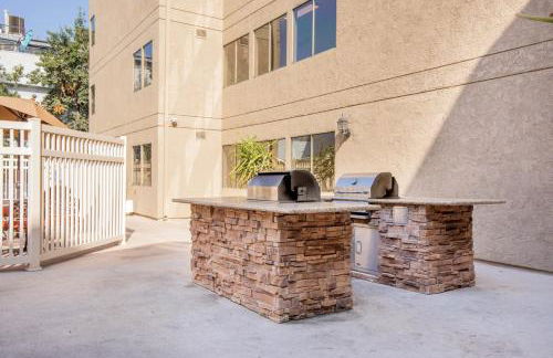 N Hollywood 2BR w Gym Pool nr TJ Shops LAX-591 - Foto 25