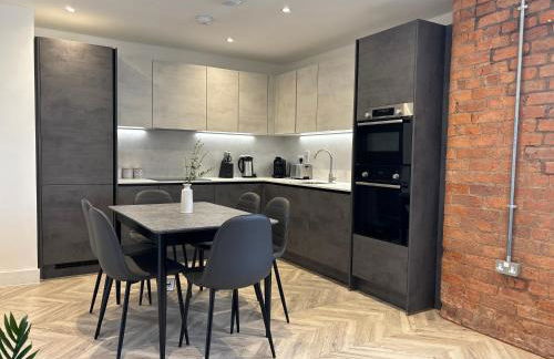 Manchester Apt, Free Parking, Business, Couples & Families - Foto 26