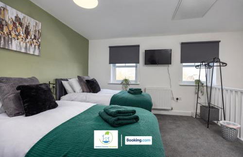Cosy Retreat By Green Haven Escapes Short Lets & Serviced Accommodation Seacroft With Free Off-Street Parking & Pet-Friendly - Photo 28