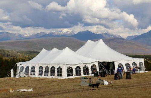 Amazing Log Cabin Rental with Pool Table in the Mountains in West Glacier, Montana - Foto 49