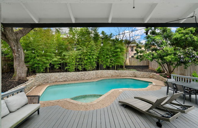 4 Bedroom Near Soco With a Private Pool & Sauna - Photo 25