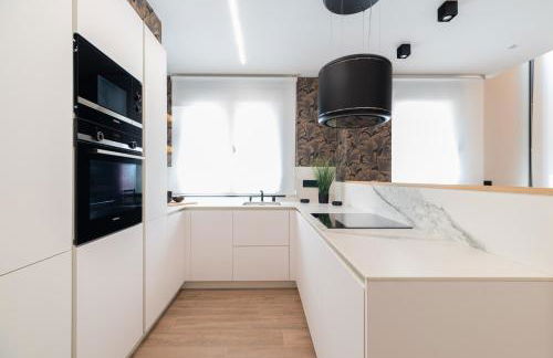 Espectacular Dúplex Céntrico con Parking - Foto 10