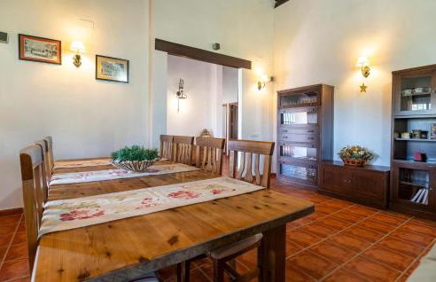 4 Bedroom Stunning Home In Guillena - Foto 18