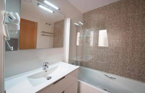 Kisa Apartments de Manresa - Photo 7