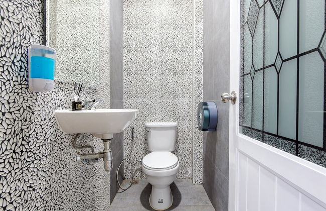 Baandomedoodao Pool Villa Cha-Am - Photo 46