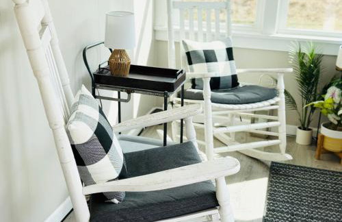 Luxurious 1875 centrally located Canton Akron home, expansive primary & sunset view - Foto 3