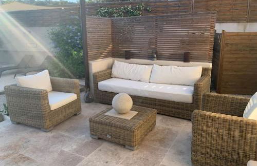 Belle villa récente de 120 m2 avec piscine - Photo 5