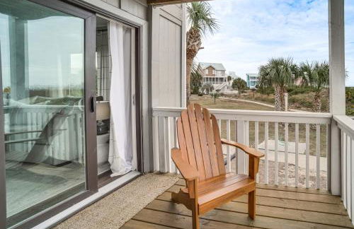 Beachfront Saint Helena Island Condo with Amenities! - Foto 3