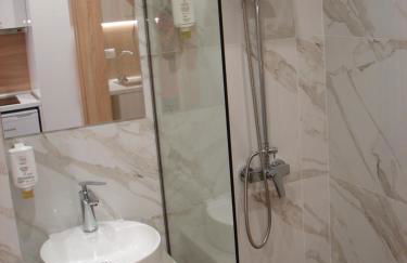 FOUR REASONS - Foto 58