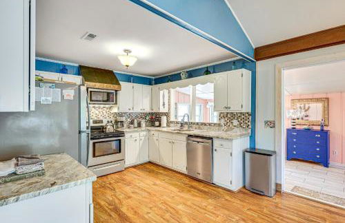 Reel Blessed Topsail Beach Home with Private Dock! - Foto 12