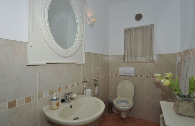 Semi-detached Villa With 1 Bedroom Located Near Meia Praia Beach - Lagos - Foto 15