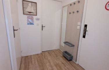 200m de la mer Piscine WIFI T3 38 m2 6 pers 2 chambres Ascenseur - Photo 7