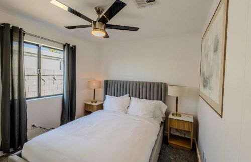 Luxury Scottsdale Retreat with Heated Pool, Hot Tub, Fire Pit & Game Room & Sleeps 12 - Foto 23