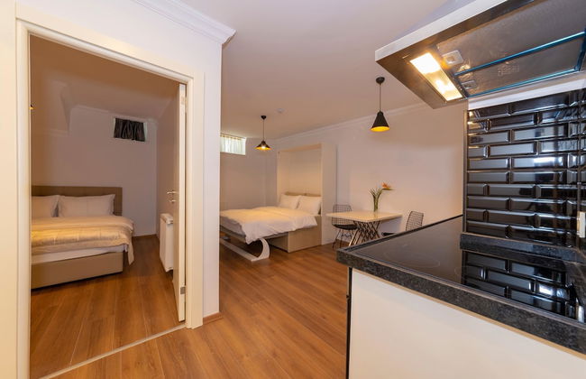 Joy Suites - Photo 6