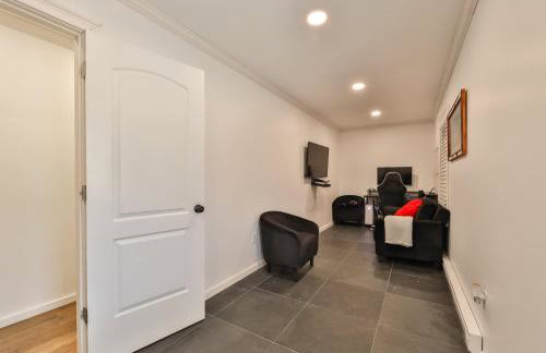 Hot Tub Pool & Pond - Catskills Family Escape - Foto 16