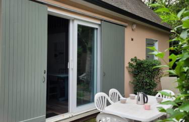 Village 17 gites, Piscine, Restaurant , 2 gites avec SPA, 4km de Conques - Photo 3