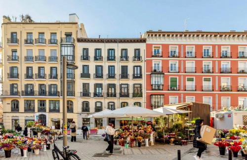 BookinMadrid - Puerta del Sol - Tirso De Molina - Foto 26