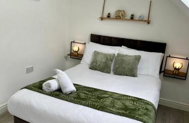 Cosy 3 Bed Apartment Near Birmingham Airport & NEC Perfect for Groups & Contractors! - Foto 8