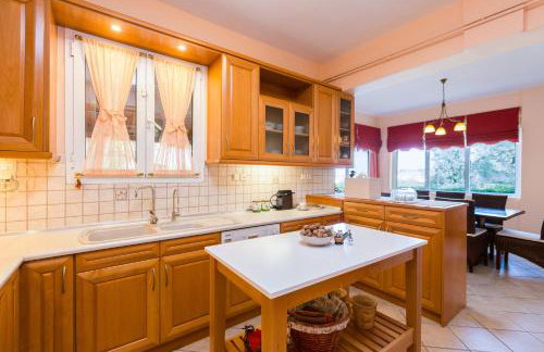 Malena Villa, beach retreat, By ThinkVilla - Photo 18