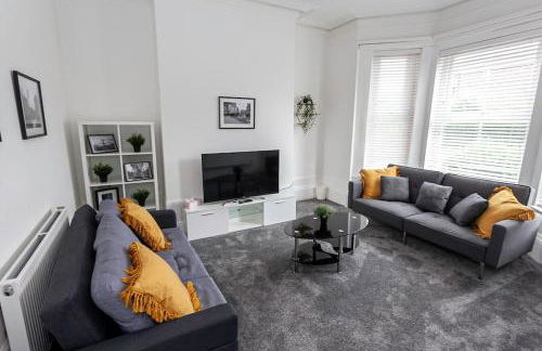 Spacious Comfortable house close to Etihad+parking - Foto 12