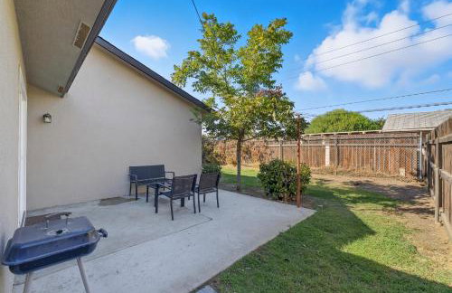 The Cozy Rustic Sequoia Wi-Fi & 2 Garage - Foto 12