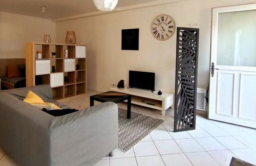 Studio agreable RDC sur ETAMPES - Rickhoss Home - Foto 4