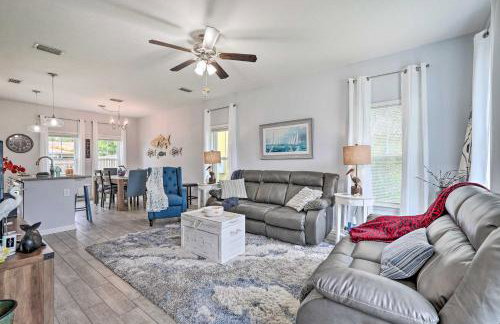 Modern PCB Home with Private Yard and Pool Access - Foto 4