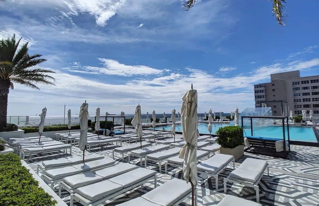 W Residences 2 Bedroom Suite 2 Condo by RedAwning - Photo 32