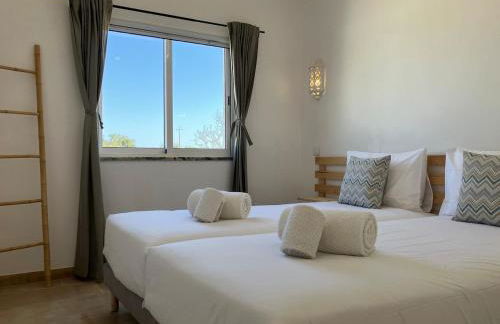 Boutique holiday home "Casa da vida doce" I Private, quiet & stylish I Pool, garden, sea view I For families, friends & couples - Foto 20