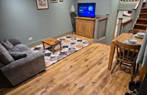 Charming 1 bed Peak District Barn Conversion - Photo 18