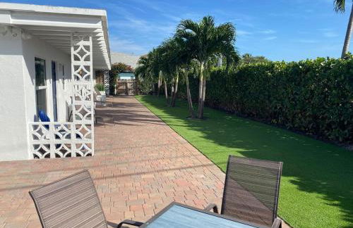 2 min walk to the Beach- Renovated King Studio #2 - Foto 11