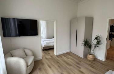 STAYLIGHT Exklusive Jugendstil-Residenz im Philosophenviertel - privater Parkplatz - Balkon - Foto 26