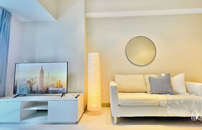 Uptown Parksuites 2 - Photo 1