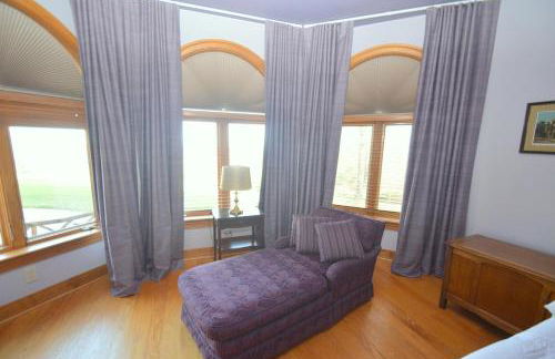 Redbud Keep - Unique Features, Movie Set Decor, Grill, Wifi, Family Friendly, Hiking, Billiard Table, Movie Theater Room, Fireplace, Golfing, View, 2 King Beds - Foto 30