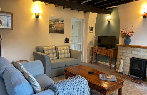 Gingerbread Cottage - Photo 6