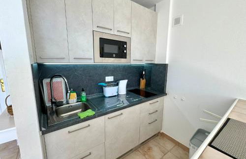 Villa Casa Lilo, en jardin grande,con una gran piscina, con pérgola y barbacoa - Foto 44