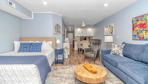 Fully Renovated First Floor Condo! Cypress Bay J-2 - Foto 5