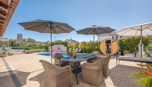 GuestReady - Gorgeous Villa near the Lagoon - Foto 1