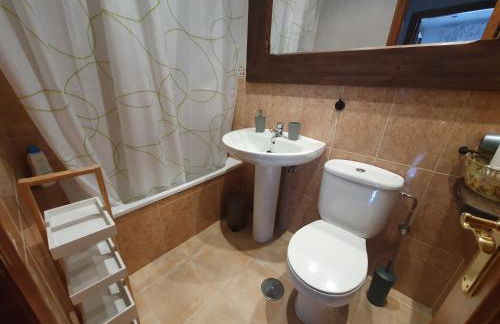 Dúplex Mirador de Potes - 4 pax, con Wifi y Garaje - Foto 18