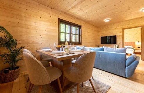 Stunning Home In Licko Petrovo Selo With Wifi - Foto 21