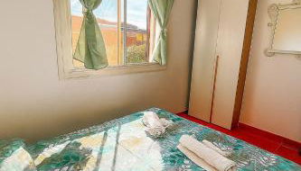 Carasau 200m from the Beach - Garden - BBQ - Wi-Fi - Parking - Pet Friendly - Foto 4, wardrobe