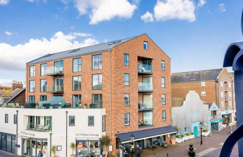 Dolce Vita - Duplex Apartment with Incredible Harbour Views - Photo 30